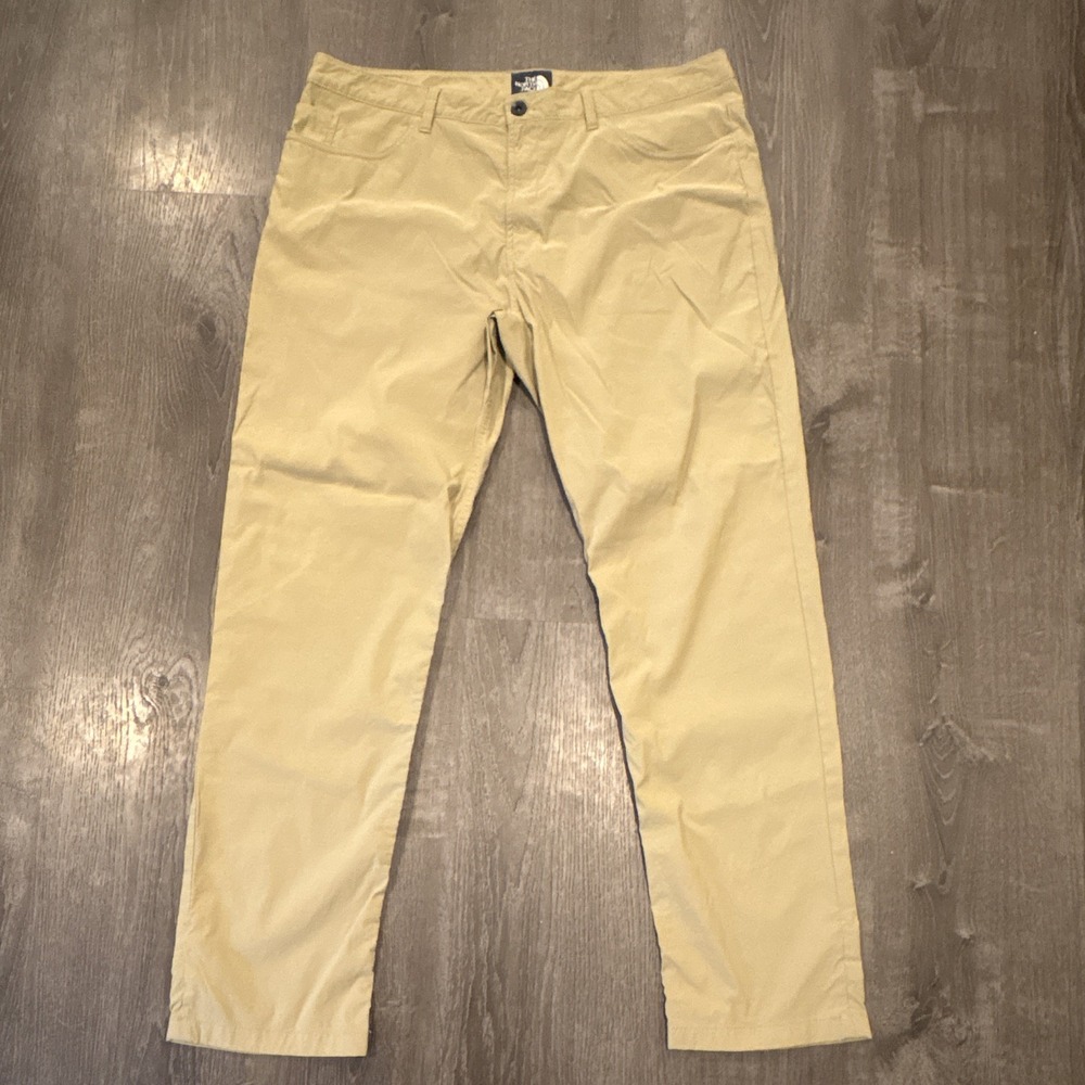 The North Face Men's Performance Hiking Pants Size 38x30, Stretch, Tan, Khaki